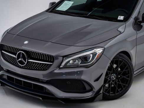 Used 2017 Mercedes-Benz CLA 250 4MATIC image 4