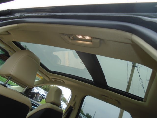 Used 2024 Ford Edge SEL w/ Convenience Package AWD/4WD image 4