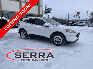 Used 2020 Ford Escape SE video 1