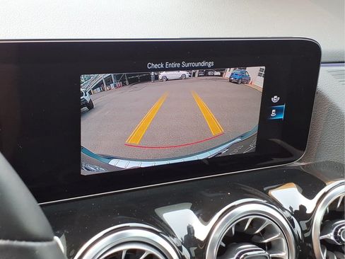 Certified 2023 Mercedes-Benz GLA 250 4MATIC image 21