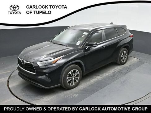 Used 2023 Toyota Highlander XLE image 38