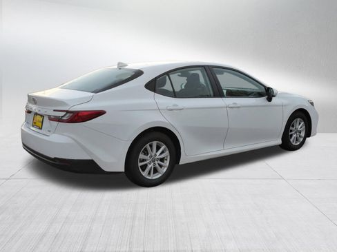 Certified 2025 Toyota Camry LE image 8