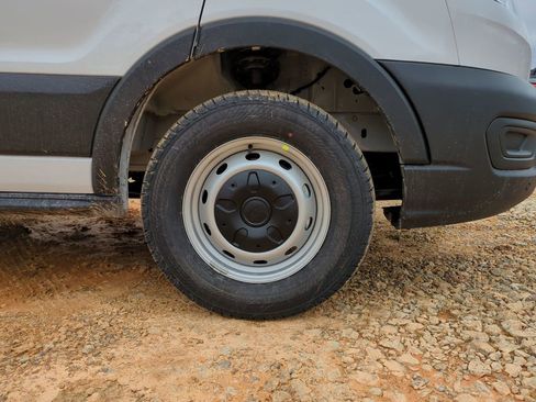 New 2026 Ford Transit 250 148 Medium Roof w/ Load Area Protection Package image 11