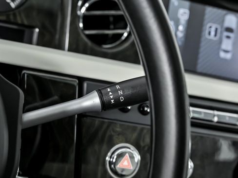 Used 2013 Rolls-Royce Phantom Sedan image 34