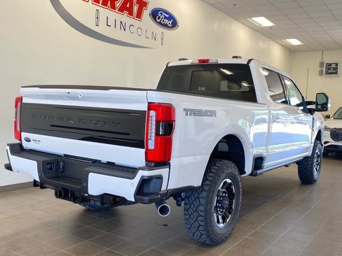 New 2026 Ford F250 Platinum w/ Tremor Off-Road Package AWD/4WD image 14