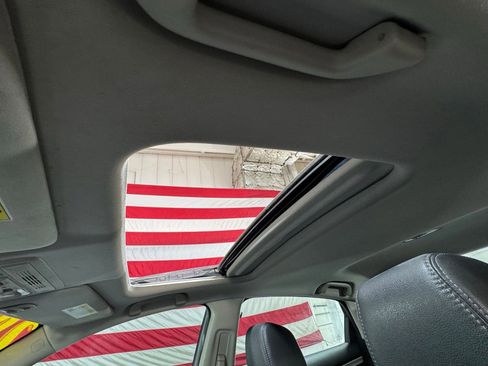 Used 2020 Honda Civic Touring image 23