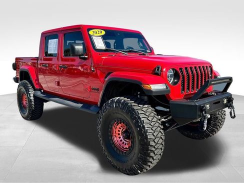 Used 2020 Jeep Gladiator Overland image 3
