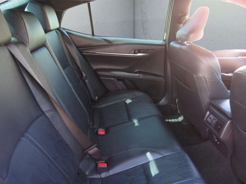 Used 2025 Toyota Camry XSE FWD image 11