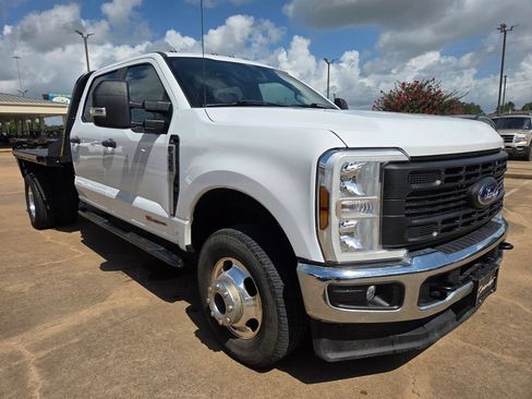 Used 2024 Ford F350 XL w/ XL Driver Assist Package AWD/4WD image 3
