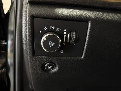 Used 2015 Jeep Grand Cherokee Altitude image 11