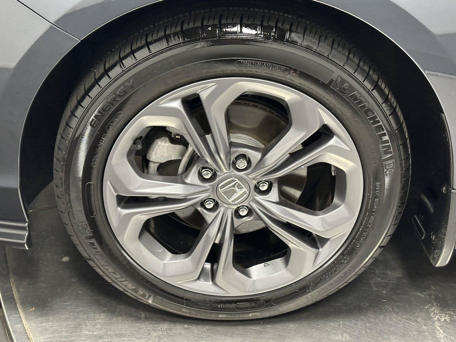 Certified 2023 Honda Accord EX image 18