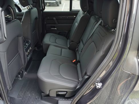 Used 2026 Land Rover Defender 110 S AWD/4WD image 28