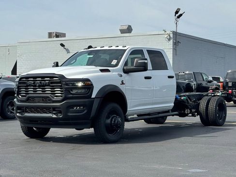 New 2026 RAM 5500 Tradesman image 6