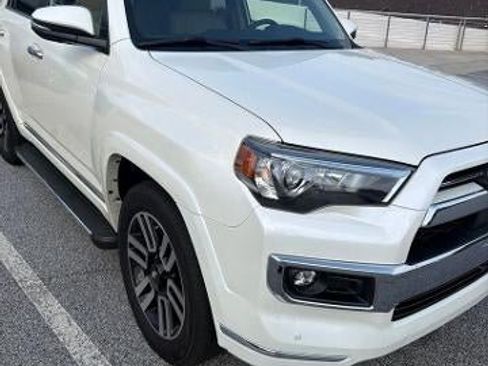 Used 2022 Toyota 4Runner Limited AWD/4WD image 20