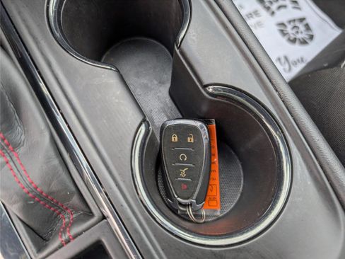 Used 2024 Chevrolet Equinox RS w/ RS Leather Package image 20