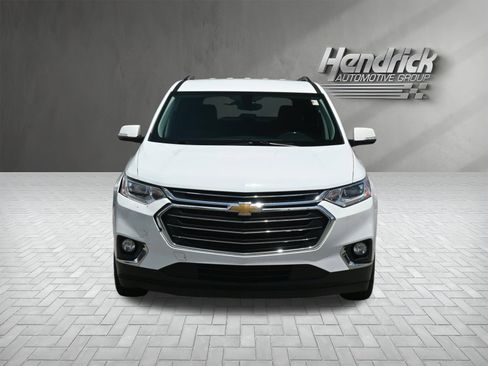 Used 2020 Chevrolet Traverse LT AWD/4WD image 3