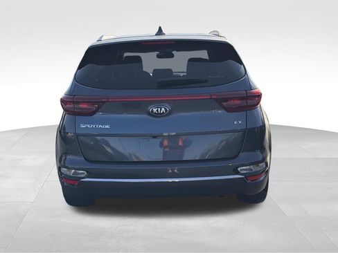 Used 2021 Kia Sportage EX image 4