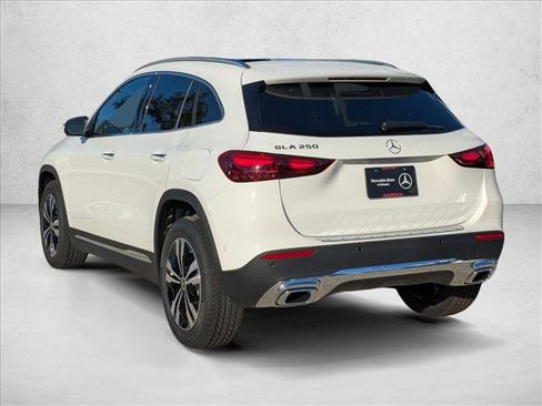 Certified 2026 Mercedes-Benz GLA 250 image 9