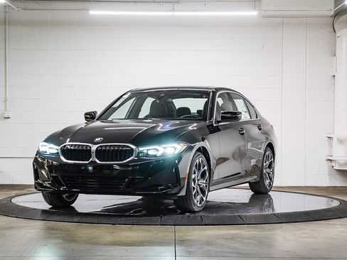 New 2026 BMW 330i Sedan w/ Convenience Package image 3
