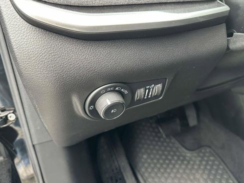 Used 2022 Jeep Compass Latitude w/ Convenience Group image 20