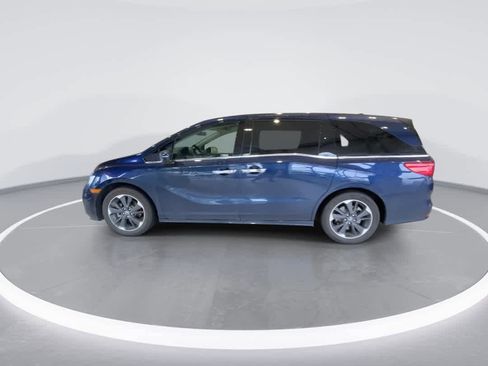 Used 2024 Honda Odyssey Elite image 5