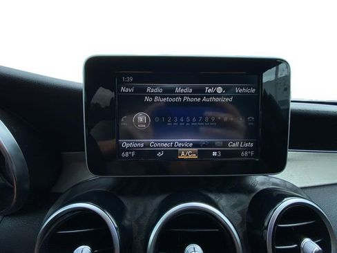 Used 2019 Mercedes-Benz GLC 300 image 25