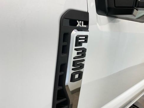 New 2025 Ford F350 XL w/ XL Chrome Package image 8
