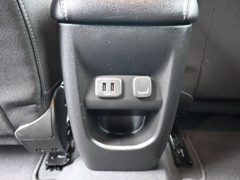 Used 2022 Chevrolet Colorado LT w/ LT Convenience Package image 32