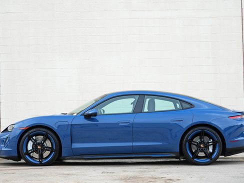 Used 2021 Porsche Taycan RWD image 9
