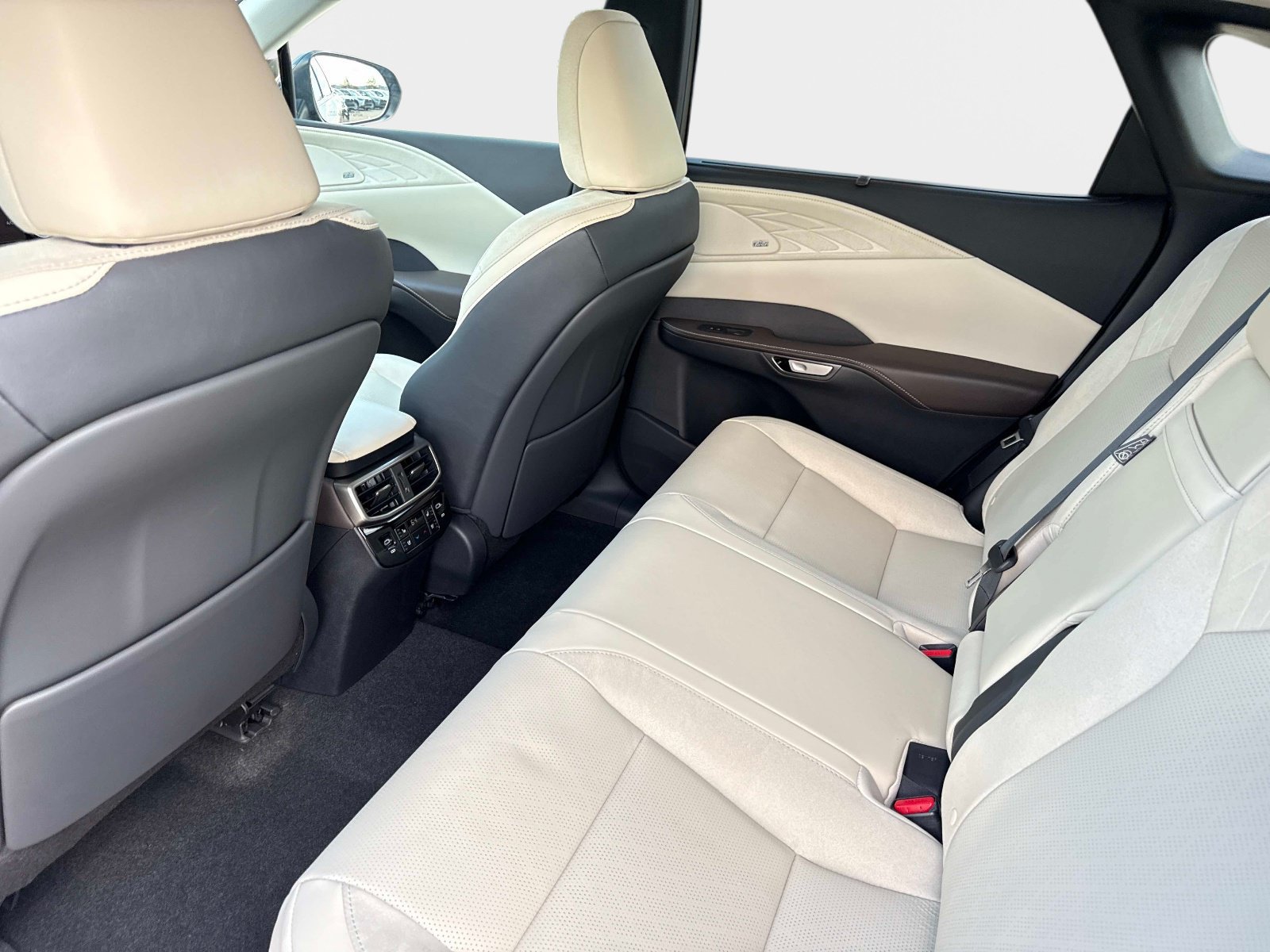 New 2026 Lexus RX 350 FWD w/ Convenience Package image 12