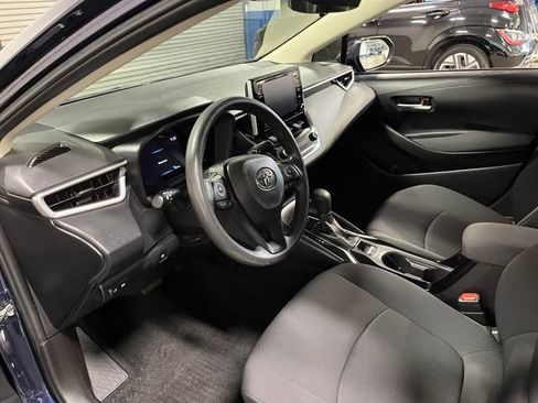 Used 2021 Toyota Corolla LE FWD image 24
