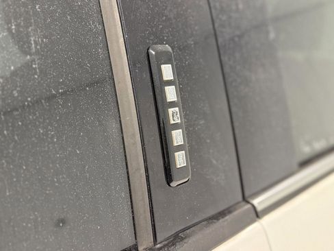 Used 2020 Ford F150 Lariat image 22