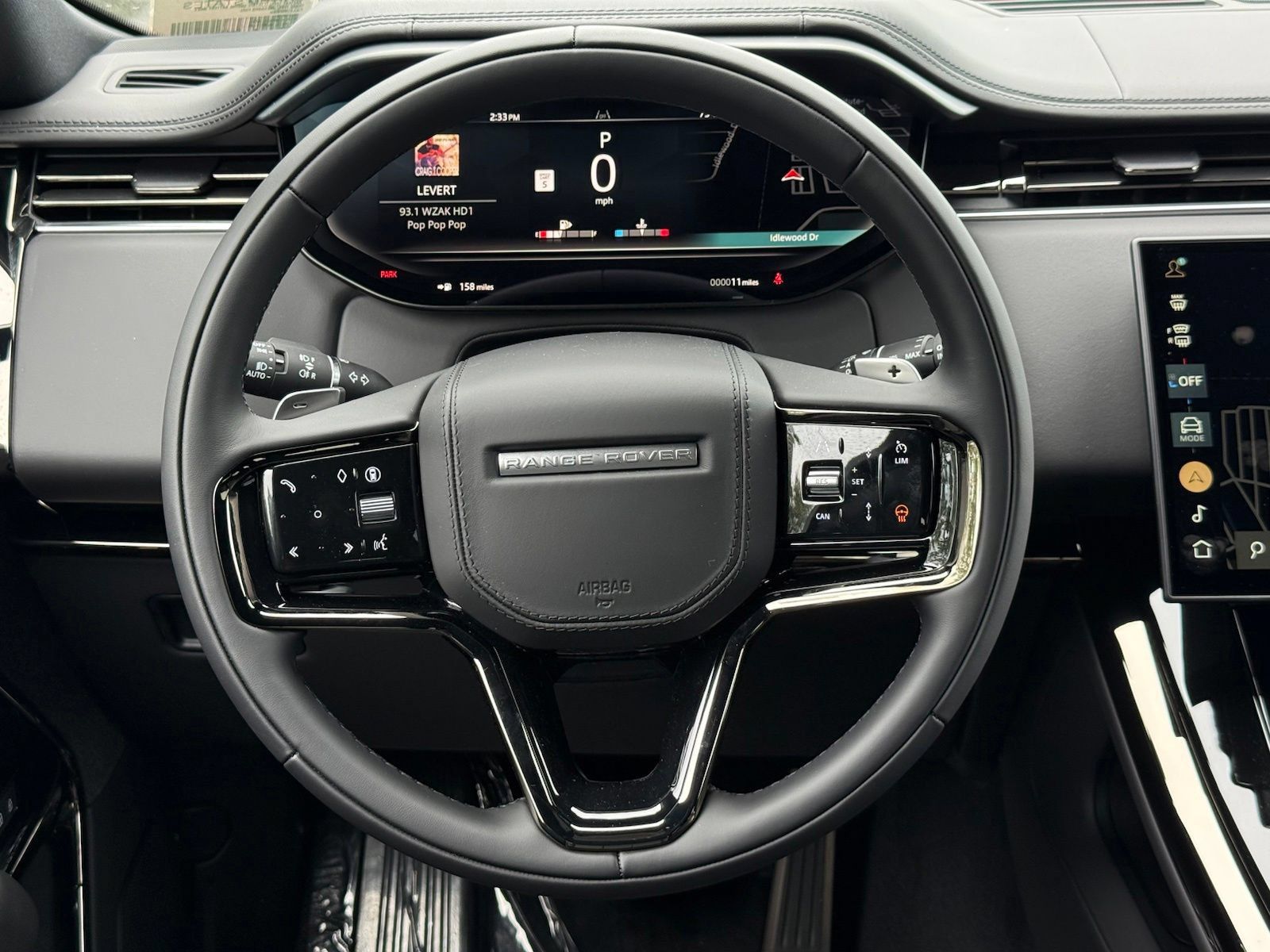 New 2027 Land Rover Range Rover Sport Dynamic SE AWD/4WD image 34