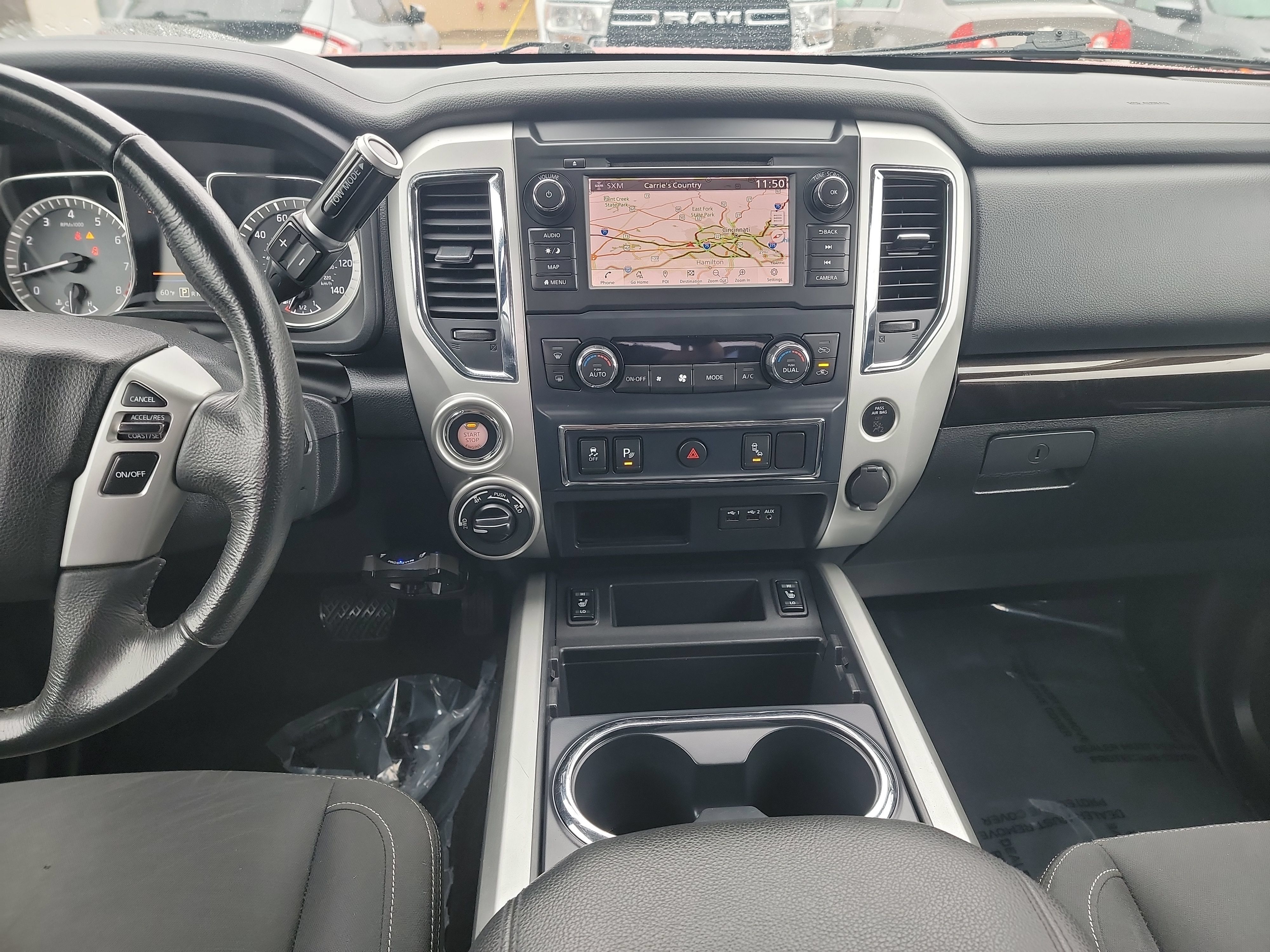 Used 2019 Nissan Titan SV w/ SV Convenience Package AWD/4WD image 20