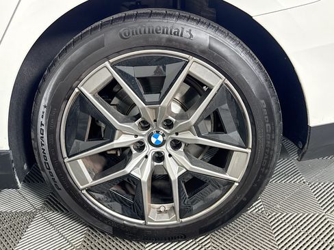 Used 2026 BMW 530i w/ Premium Package RWD image 35