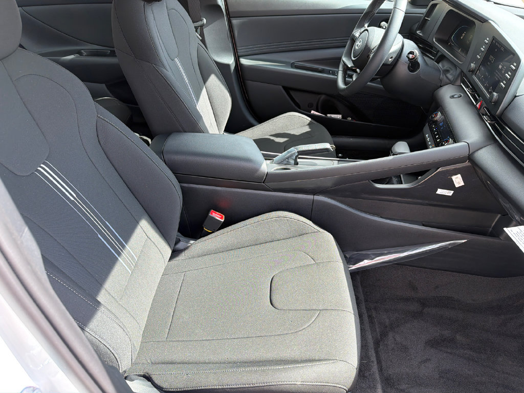 Used 2026 Hyundai Elantra Sport w/ Cargo Package FWD image 13