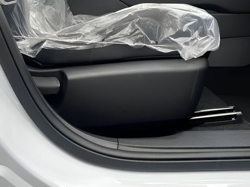 New 2025 Mitsubishi Outlander Trail Edition AWD/4WD image 35