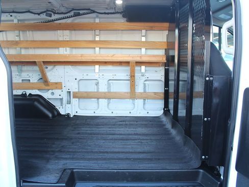 Used 2018 Ford Transit 250 130 Low Roof w/ Exterior Upgrade Package image 21