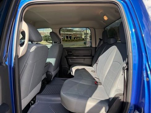 Used 2019 RAM 1500 Express w/ Express Value Package image 28