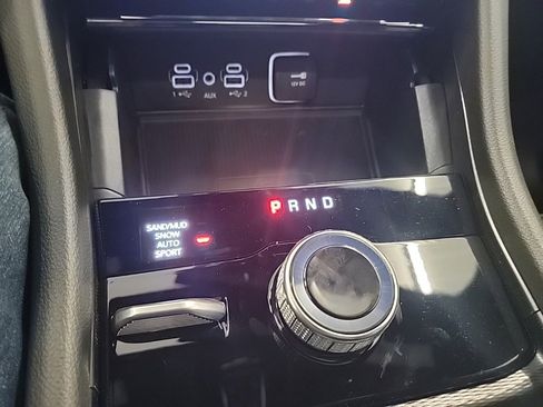 New 2025 Jeep Grand Cherokee L Limited w/ Luxury Tech Group II image 19