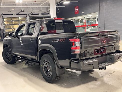 New 2026 Nissan Frontier PRO-4X w/ Pro Premium Package AWD/4WD image 18