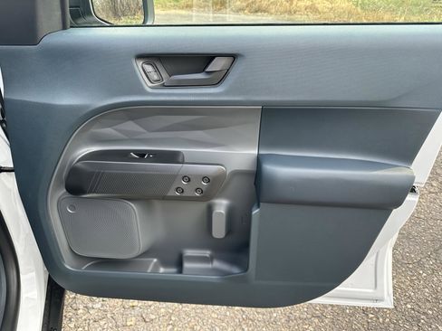 New 2025 Ford Maverick XLT w/ Black Appearance Package image 36