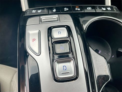 Used 2024 Hyundai Tucson Limited image 17