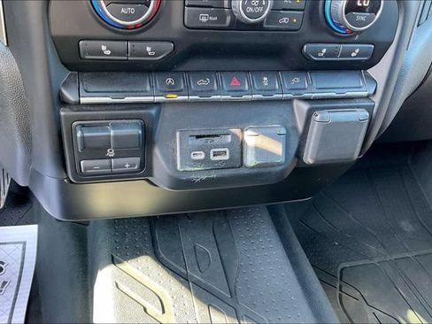 Used 2020 Chevrolet Silverado 1500 LT w/ All-Star Edition AWD/4WD image 33