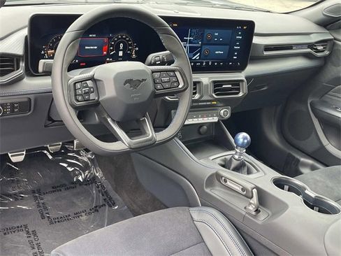 New 2025 Ford Mustang Dark Horse image 8