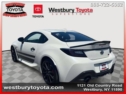 Used 2024 Toyota GR86 TRUENO Edition RWD image 11