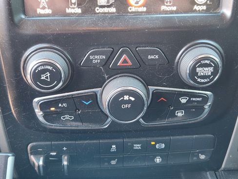 Used 2015 RAM 2500 Big Horn AWD/4WD image 12