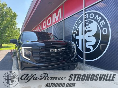 Used 2024 GMC Sierra 1500 Elevation w/ X31 Off-Road Package AWD/4WD image 1