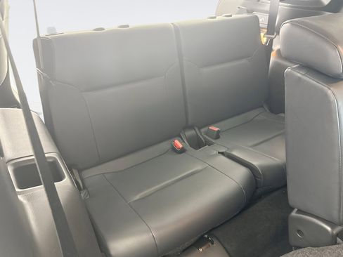Used 2023 Mitsubishi Outlander SE image 18
