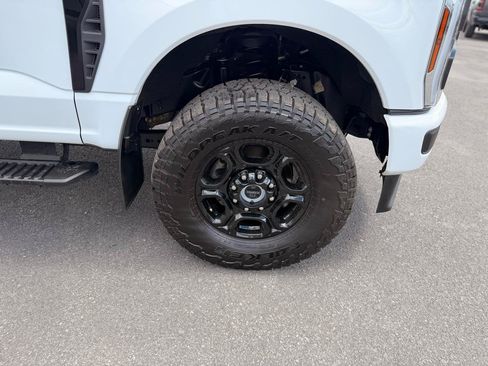 Used 2024 Ford F250 XL w/ STX Appearance Package AWD/4WD image 20